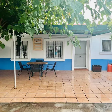 Ferienhaus Estudio Adosado Acogedor Con Jardin, Barbacoa Y Parking Privado