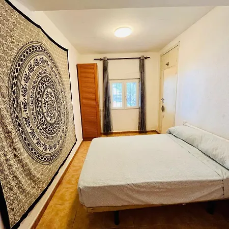 Estudio Adosado Acogedor Con Jardin, Barbacoa Y Parking Privado Ferienhaus *