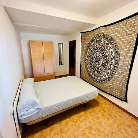Estudio Adosado Acogedor Con Jardin, Barbacoa Y Parking Privado