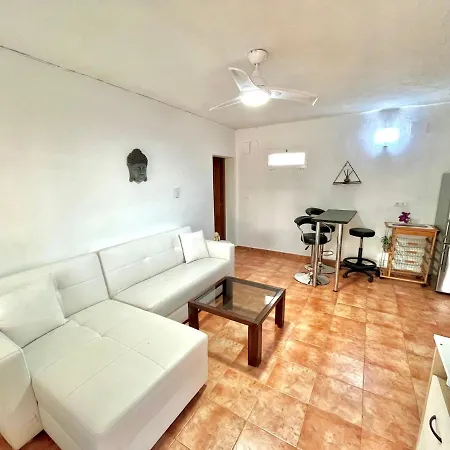 Estudio Adosado Acogedor Con Jardin, Barbacoa Y Parking Privado * Alicante