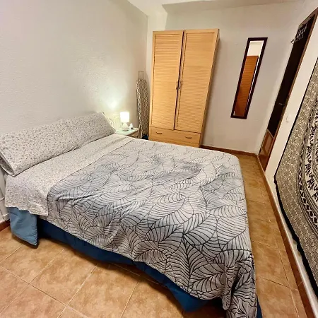 Estudio Adosado Acogedor Con Jardin, Barbacoa Y Parking Privado Ferienhaus *