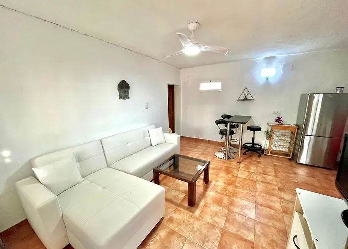 Estudio Adosado Acogedor Con Jardin, Barbacoa Y Parking Privado * Alicante