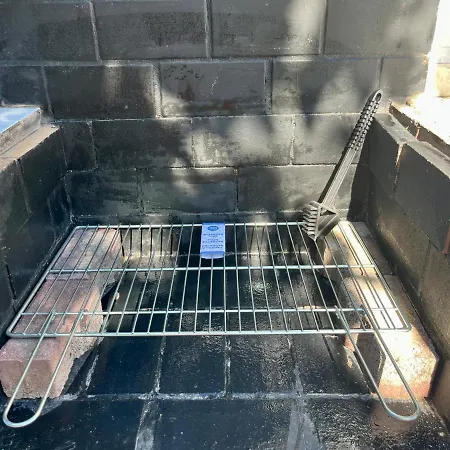 Estudio Adosado Acogedor Con Jardin, Barbacoa Y Parking Privado Αλικάντε